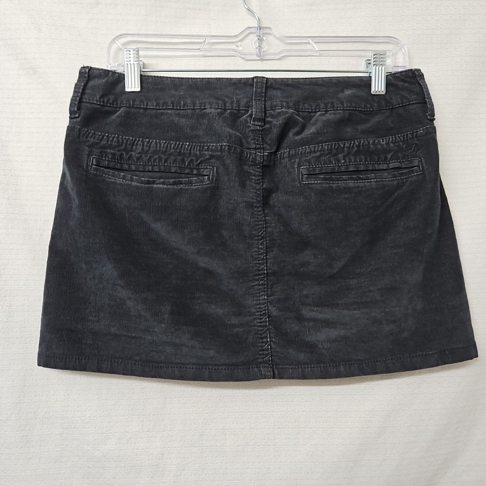 American Eagle Corduroy Low Rise Micro Mini Skirt Retro Y2K Size 8 Gray Festival - Picture 3 of 9